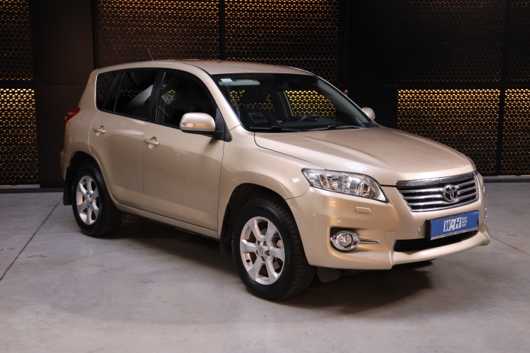 Toyota RAV4 2011 photo