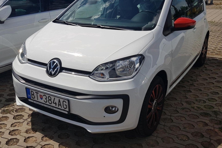 Volkswagen Up! 2020 photo