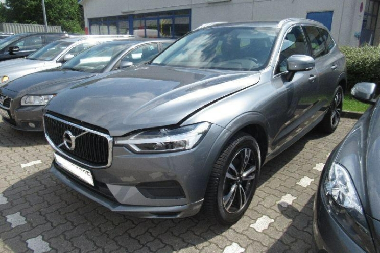 Volvo XC60 2020 photo