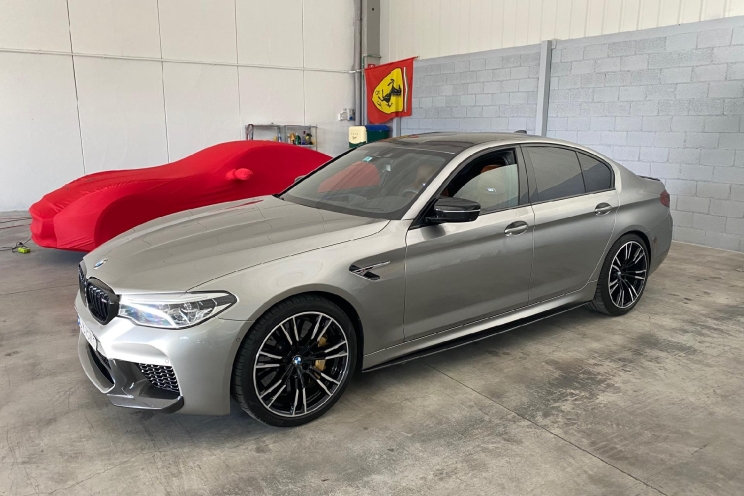BMW M5 2019 photo