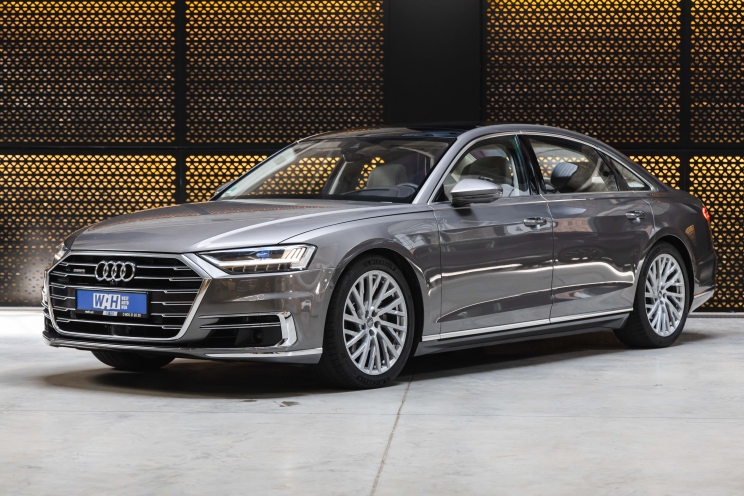 Audi A8 L 2018 фото