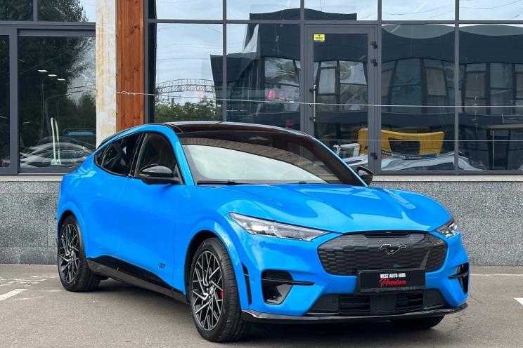 Ford Mustang Mach-E GT 2022 photo