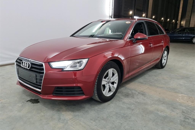 Audi A4 Avant 2017 photo