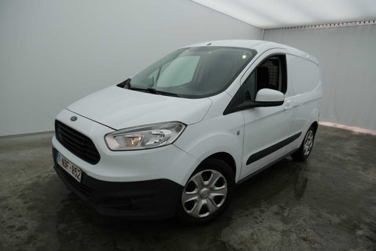 Ford Transit Courier 2016 photo