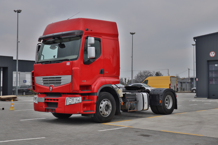 Renault Premium 460Dxi 2012 photo