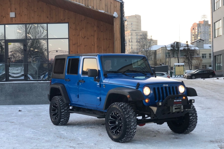Jeep Wrangler 2015 photo