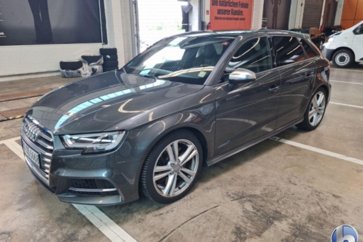 Audi S3 Sportback 2017 фото