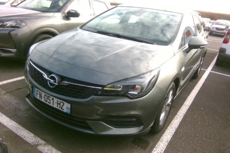 Opel Astra 2020 фото