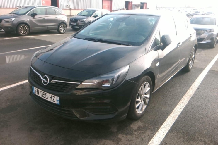Opel Astra 2020 фото