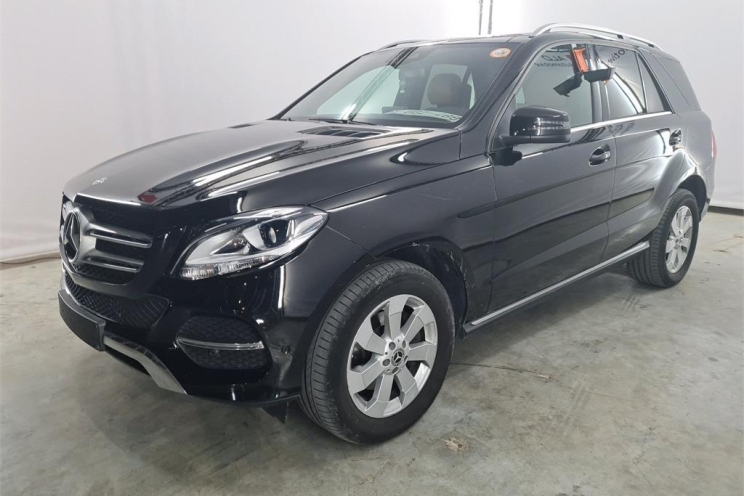Mercedes-Benz GLE-Class 2018 фото