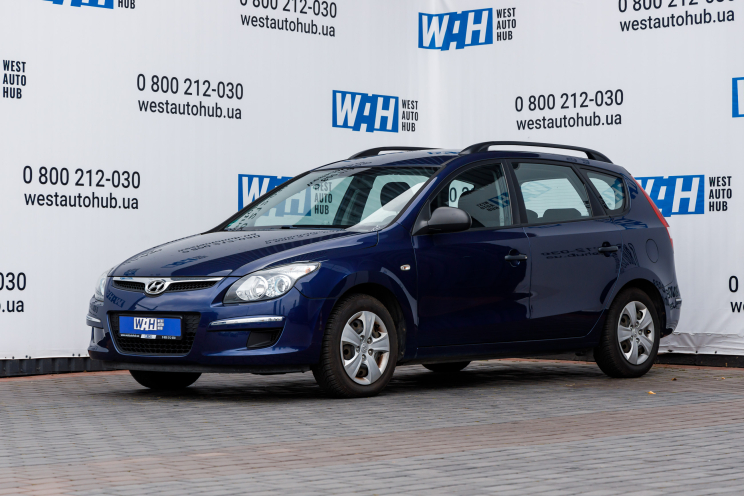 Hyundai i30 CW 2009 photo