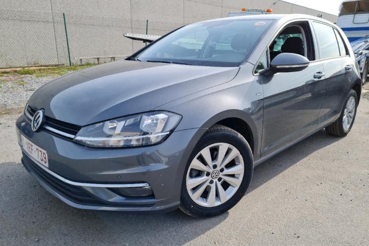 Volkswagen Golf 2019 фото