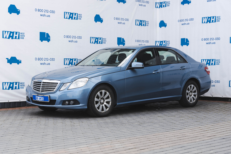 Mercedes-Benz E-Class 2010 фото