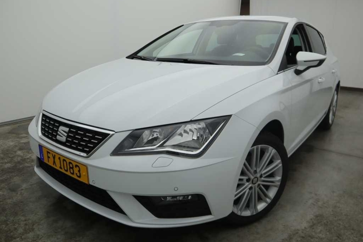 SEAT Leon 2017 photo