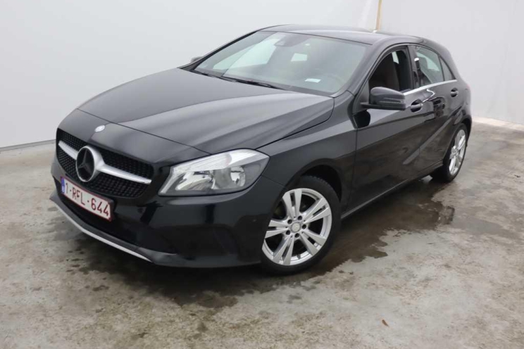 Mercedes-Benz A-Klasse 2016 photo