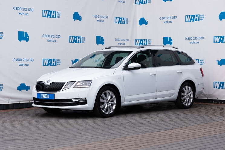 Skoda Octavia Laurin & Klement 2020 photo