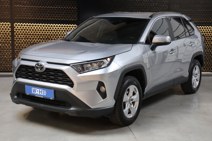 Toyota RAV4 2020 фото