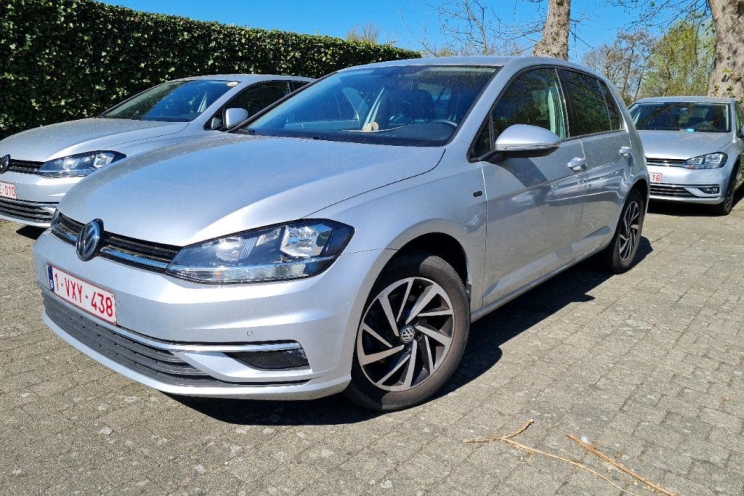 Volkswagen Golf 2019 photo