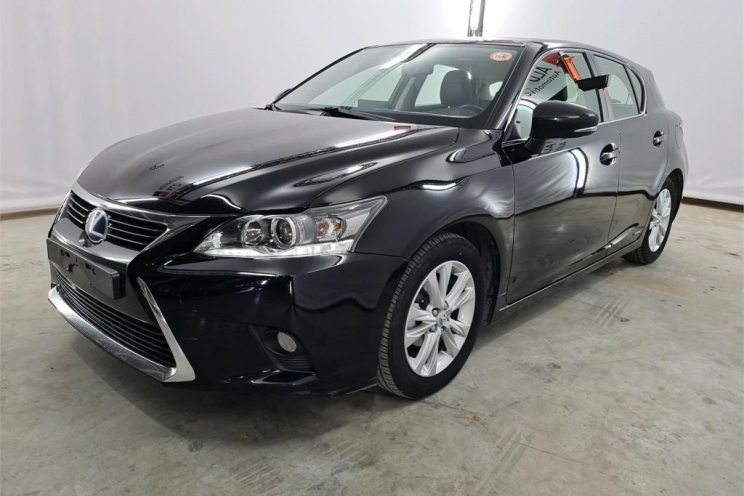Lexus CT 200h 2016 photo