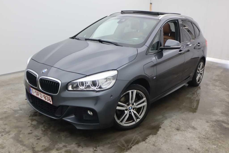 BMW 2er Active Tourer 2017 фото