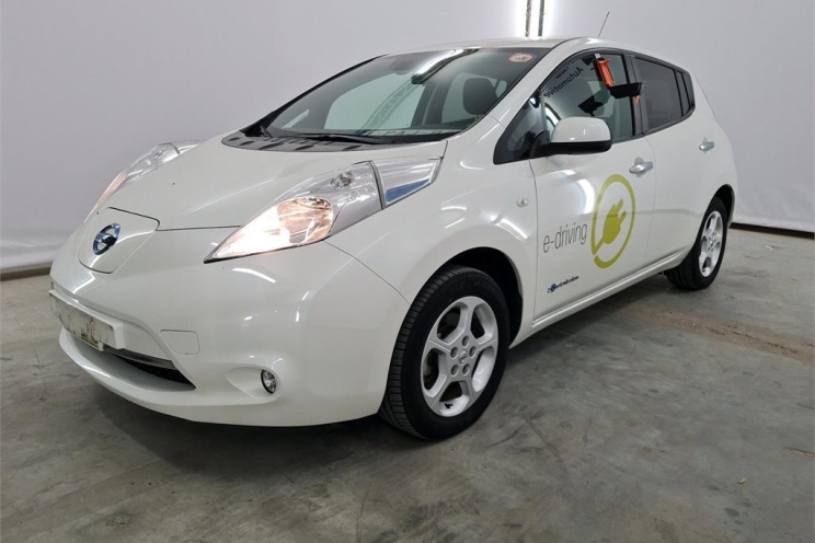 Nissan Leaf 2016 photo