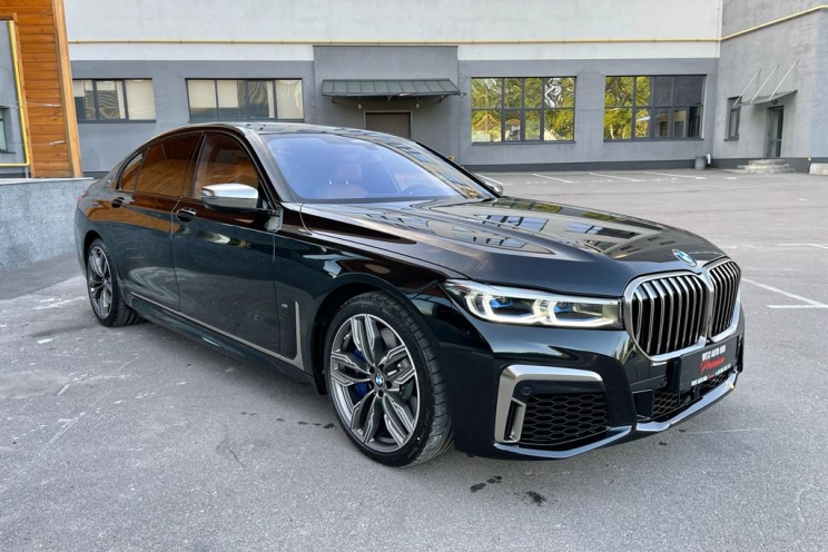 BMW 760 Long XDrive 2022 photo