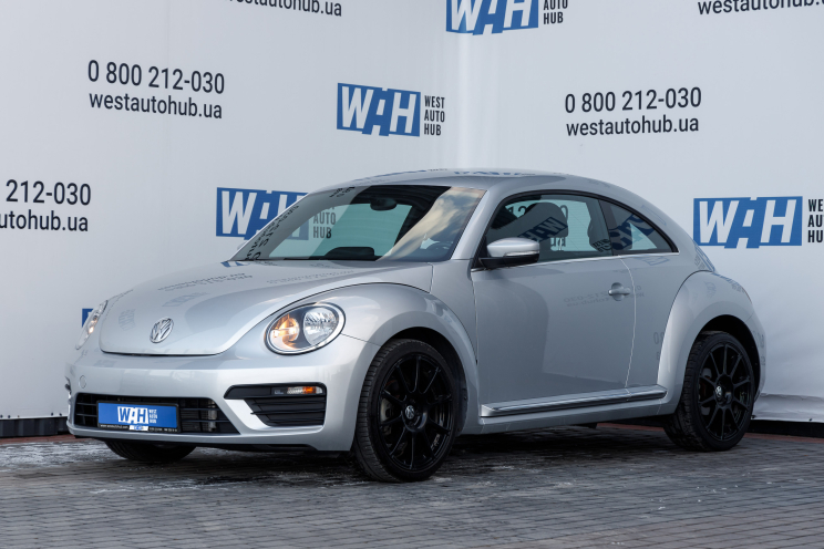 Volkswagen Beetle 2014 photo