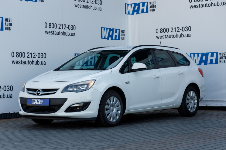 Opel Astra J 2014 фото