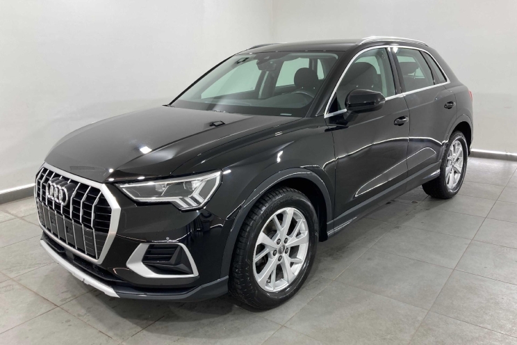 Audi Q3 2019 photo