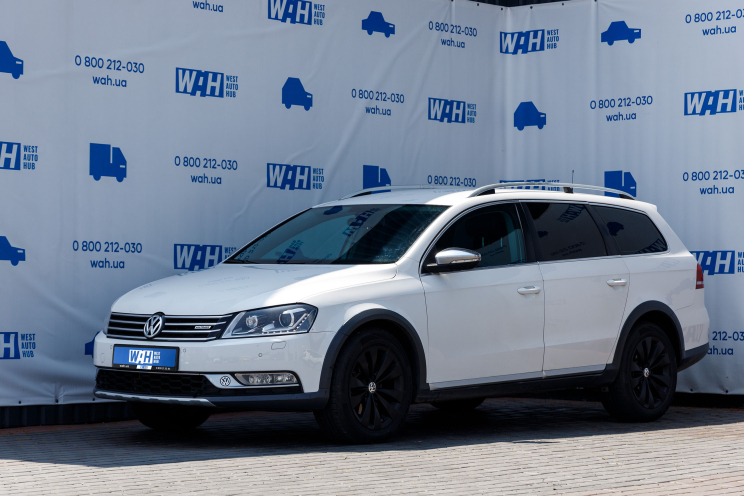 Volkswagen Passat Alltrack 2013 photo