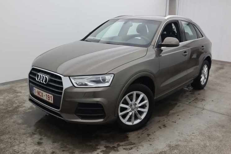Audi Q3 2016 photo