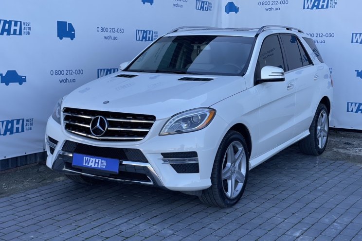 Mercedes-Benz M-Class 350 2013 photo