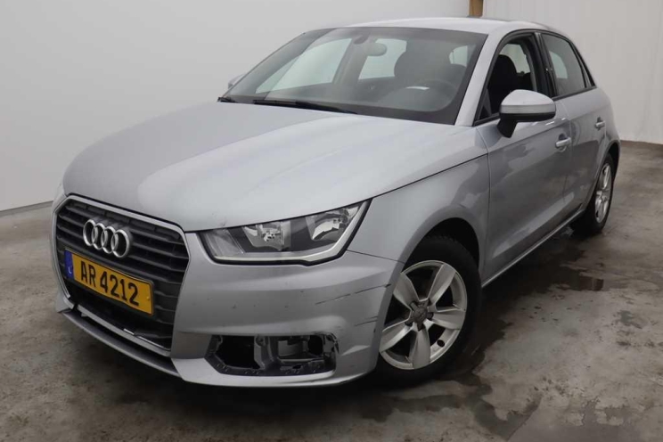 Audi A1 Sportback 2017 фото