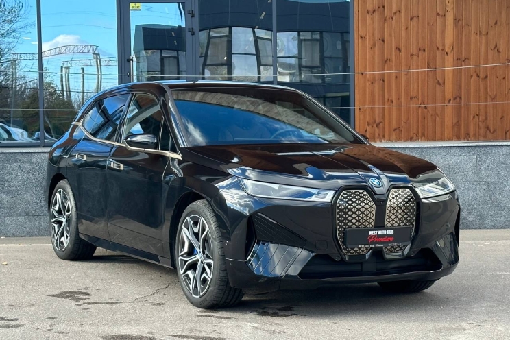 BMW iX xDrive40 2021 фото