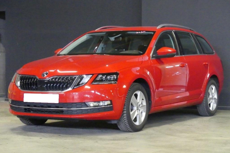 Skoda Octavia Combi 2019 photo