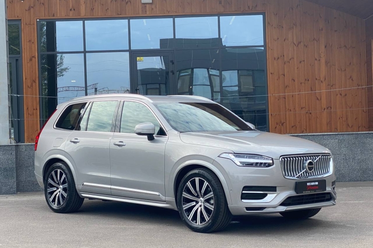 Volvo XC90 B5 AWD 2022 фото
