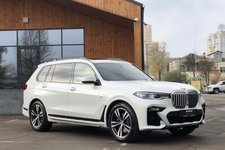 BMW X7 30D 2021 photo