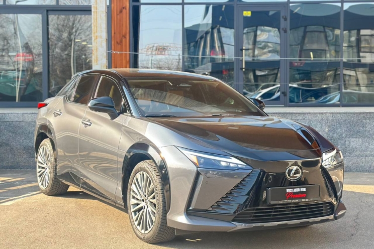 Lexus RZ 450e 2023 photo