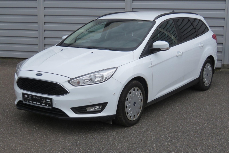 Ford Focus Tunier 2018 photo
