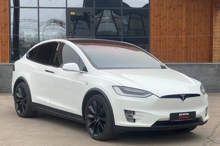 Tesla Model X 90D 2016 photo