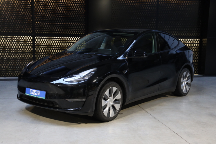 Tesla Model Y 2022 photo