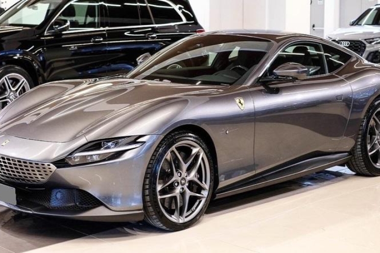 Ferrari Roma 2021 photo