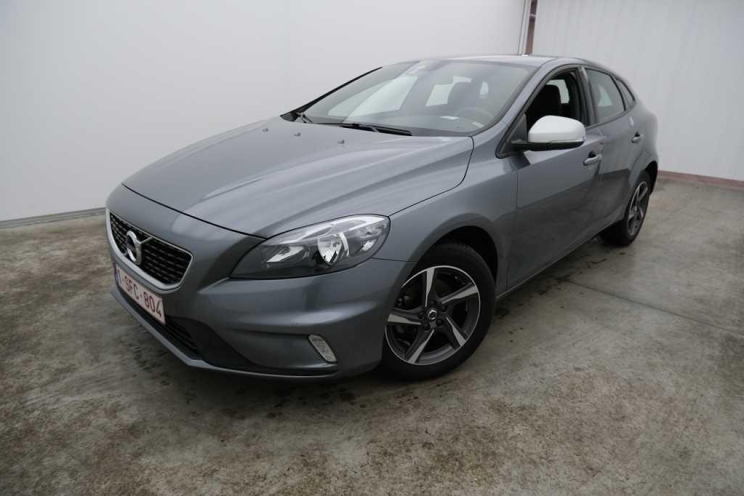 Volvo V40 2017 фото