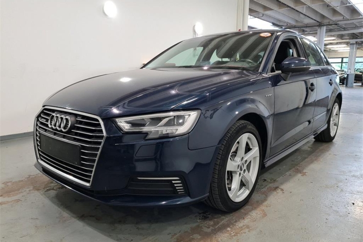 Audi A3 Sportback 2017 фото