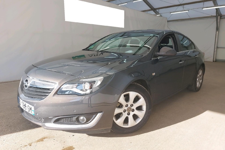 Opel Insignia 2016 photo