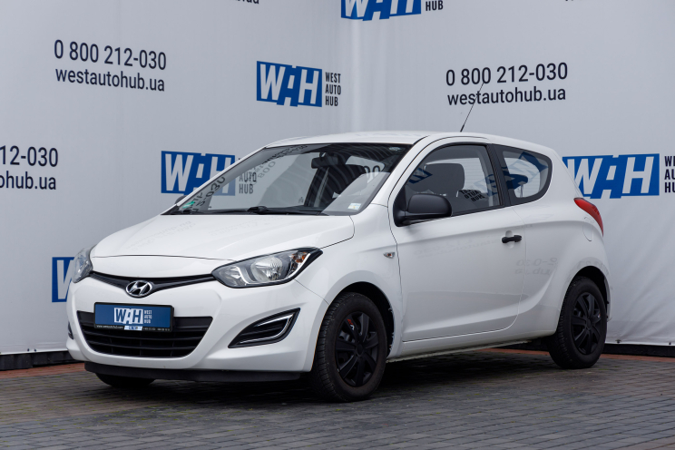Hyundai i20 photo