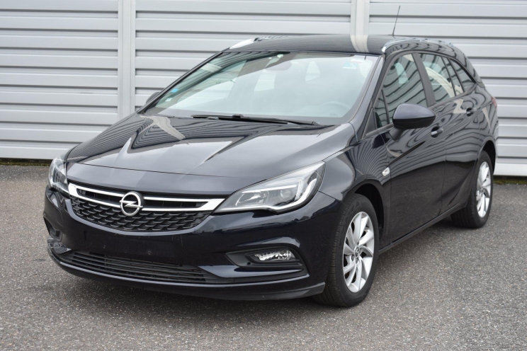 Opel Astra Sports Tourer 2019 photo