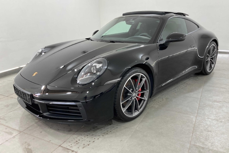 Porsche 992 2019 фото