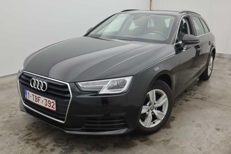 Audi A4 Avant 2017 photo