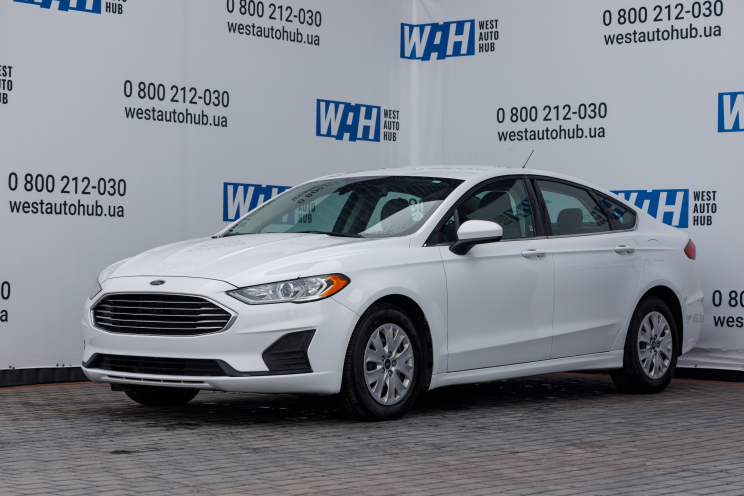 Ford Fusion S 2019 photo